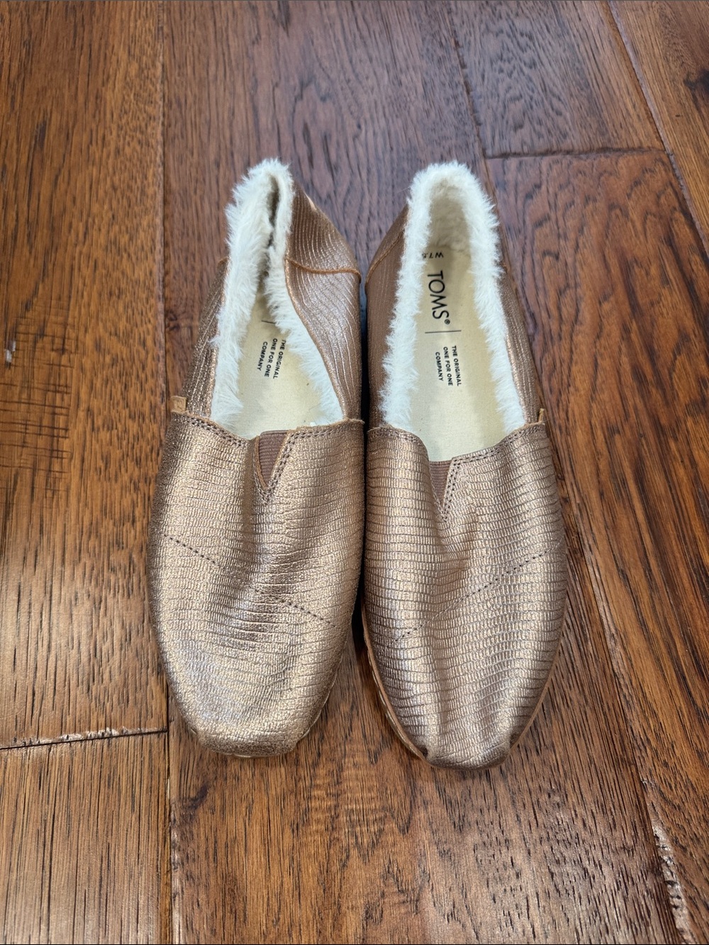 TOMS Women's Bronze Metallic Slip-On Moccasins with Faux Fur Trim